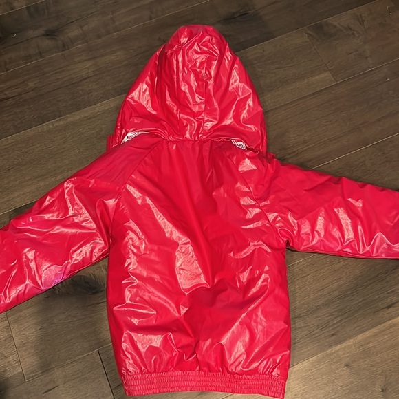 Pink with subtle sparkles Girls size 16 Guess jacket. Only worn once. - Picture 4 of 6